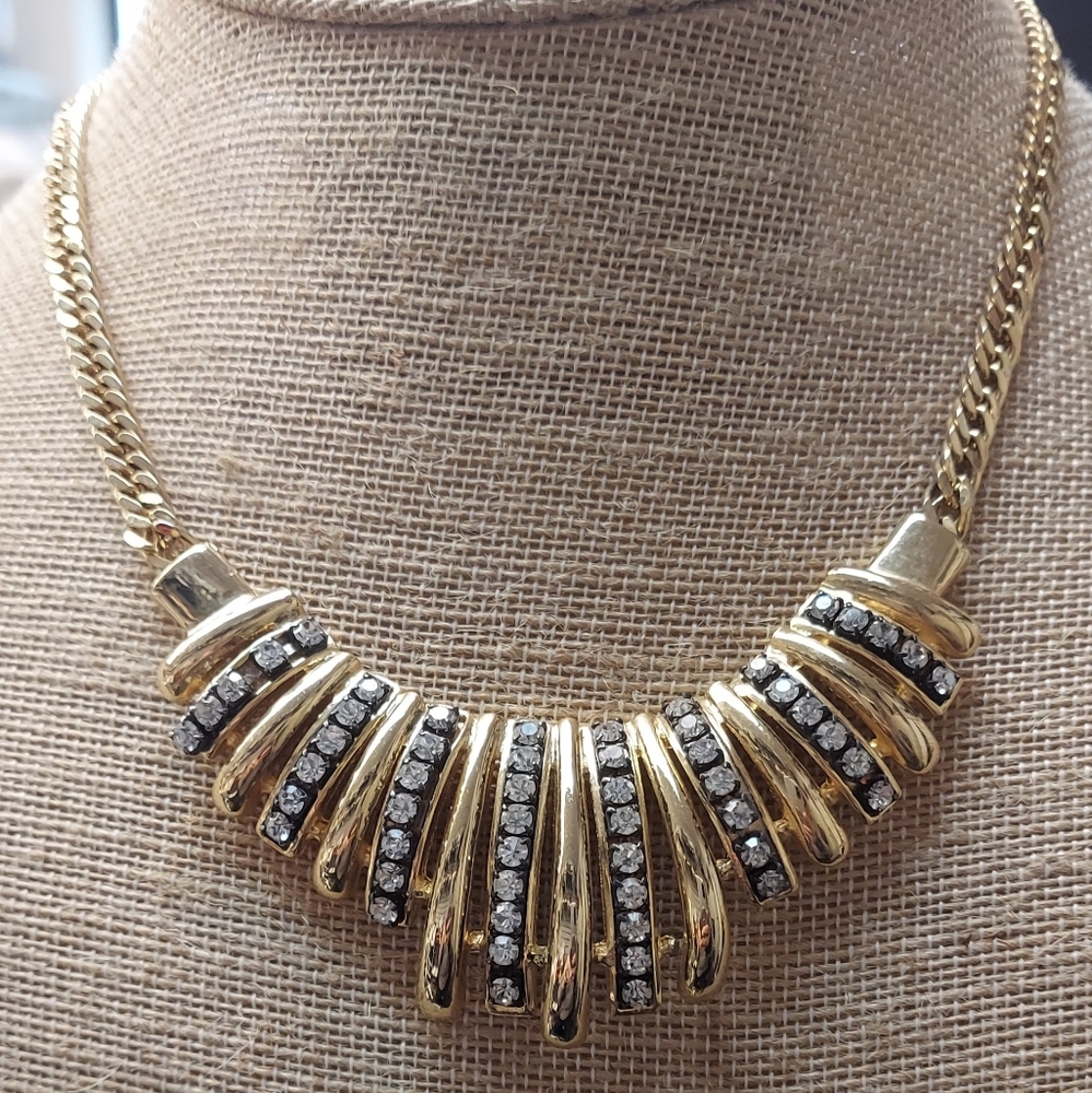 Estate vintage gold-tone rhinestone bib necklace